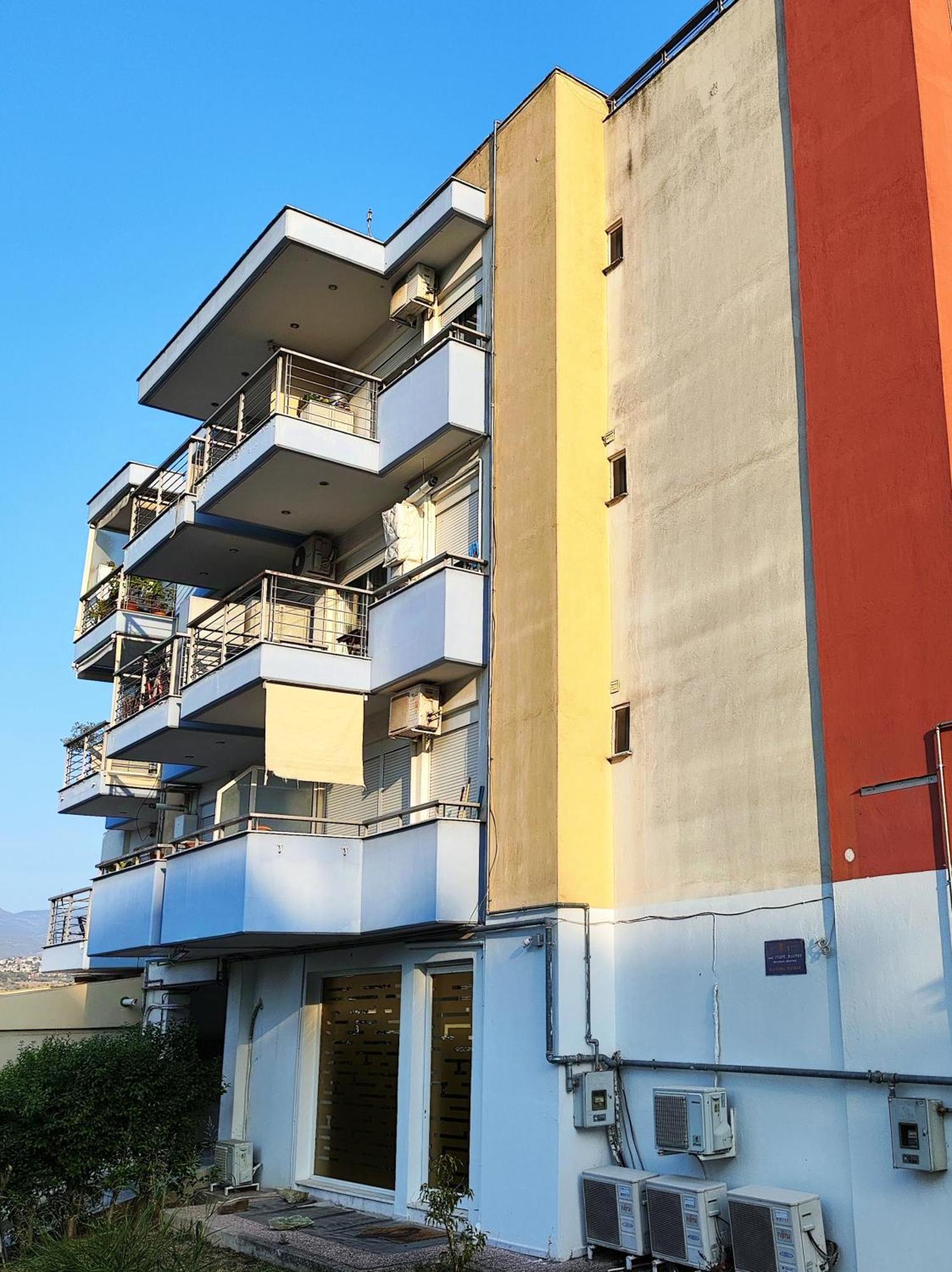 Homely Flat Near Airport Салоники Экстерьер фото