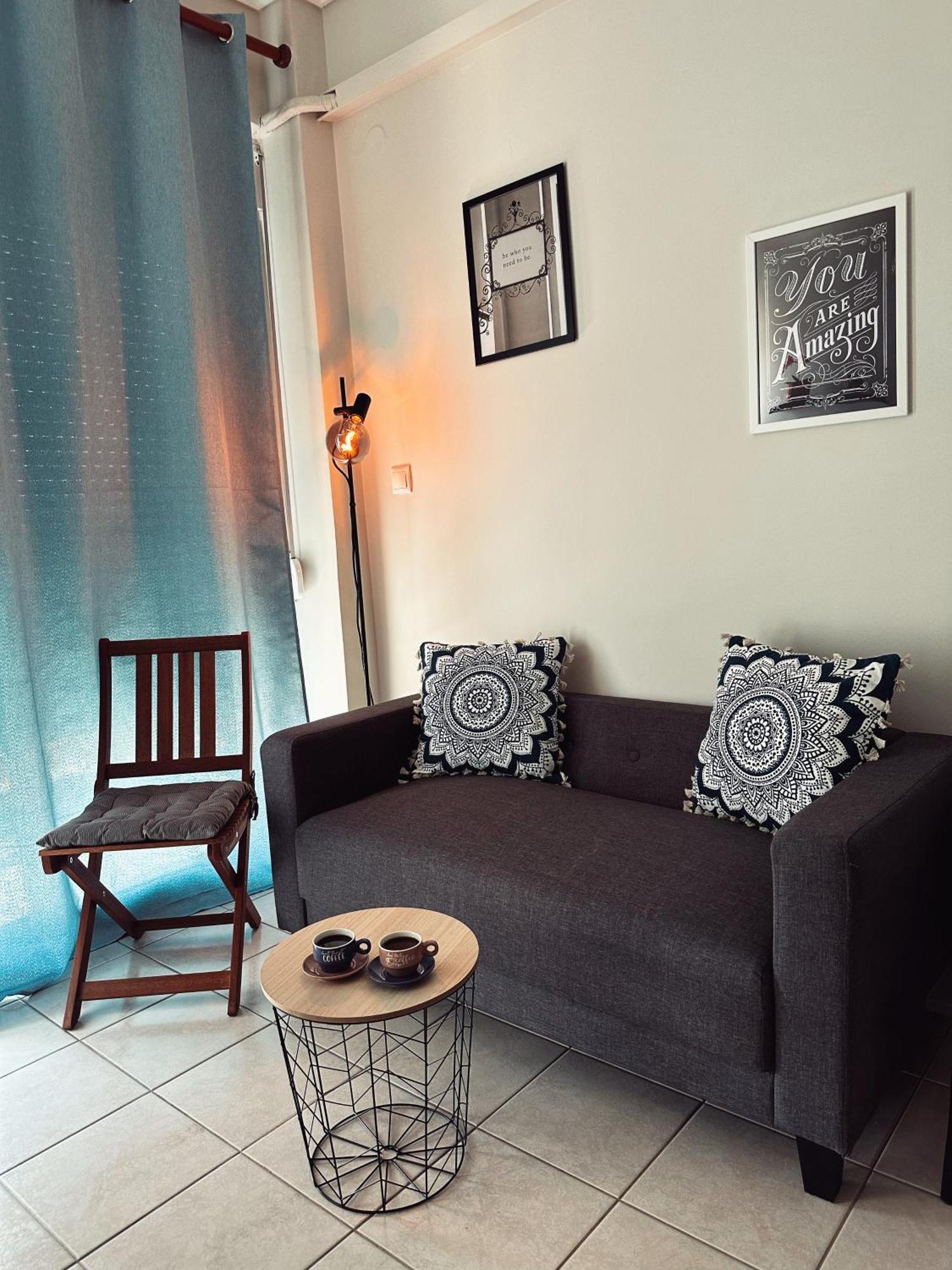 Homely Flat Near Airport Салоники Экстерьер фото
